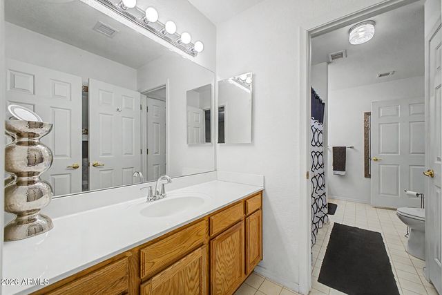 836 S ROYAL PALM Road, Apache Junction, AZ 85119