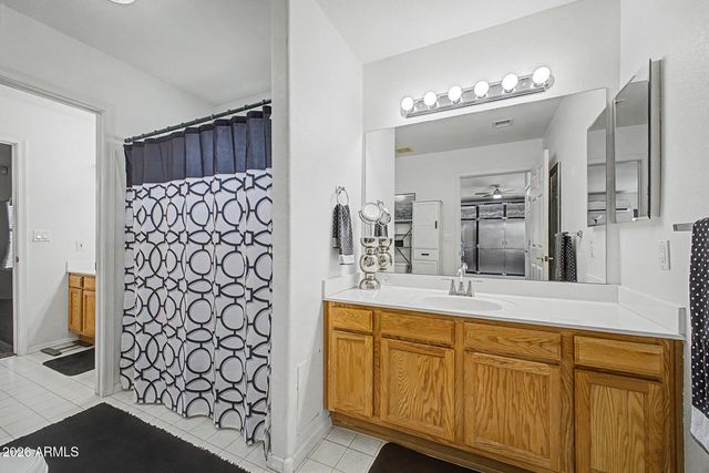 836 S ROYAL PALM Road, Apache Junction, AZ 85119