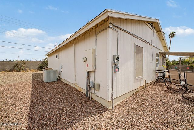 836 S ROYAL PALM Road, Apache Junction, AZ 85119