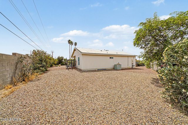 836 S ROYAL PALM Road, Apache Junction, AZ 85119