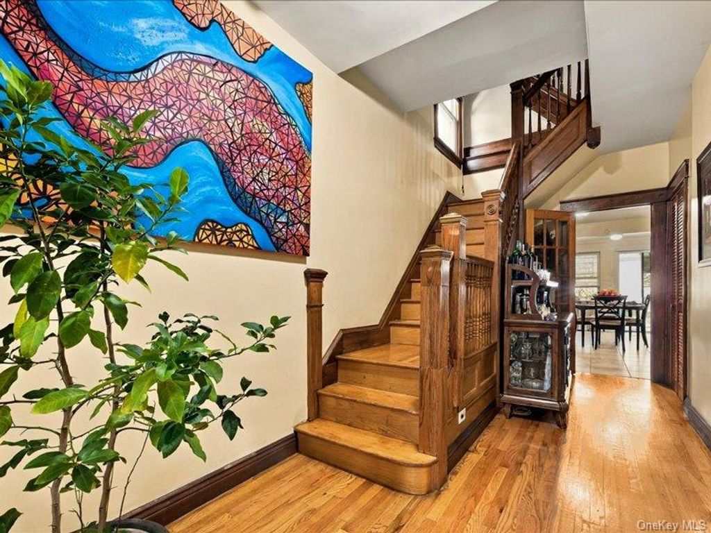 93-13 107th Street, Richmond Hill, NY 11418 — photo 3