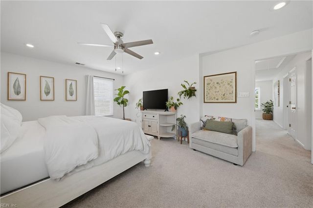 1828 Clifton Bridge DR, Virginia Beach, VA 23456