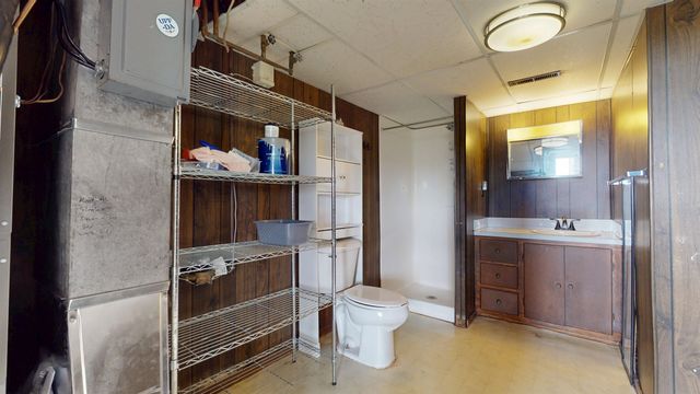 6500 County Rd 12 W, Minot, ND 58701