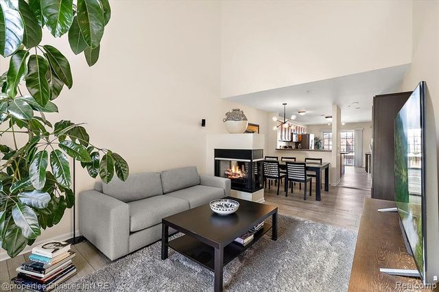 1466 Ashford Court, Troy, MI 48084
