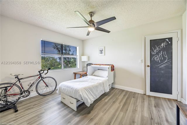 6061 N Falls Cir Dr 407, Lauderhill, FL 33319