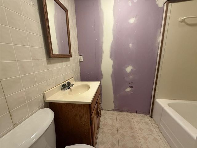 1100 S Ann Street, Independence, MO 64056