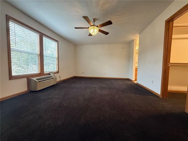 1100 S Ann Street, Independence, MO 64056