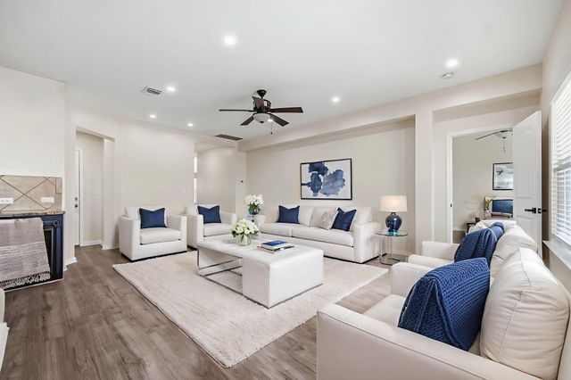 197 Voss, Kyle, TX 78640