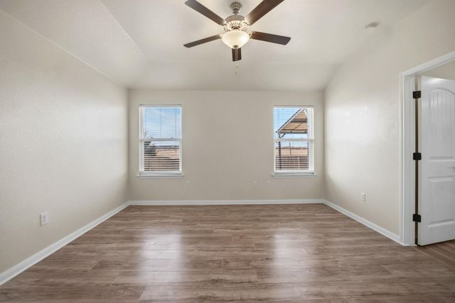 197 Voss, Kyle, TX 78640