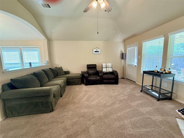 12115 Rockridge Falls Drive, Tomball, TX 77375