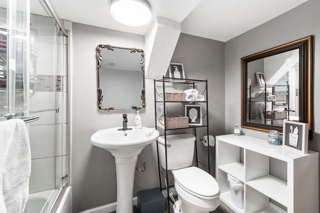 942 E BALDWIN Ave, Spokane, WA 99207