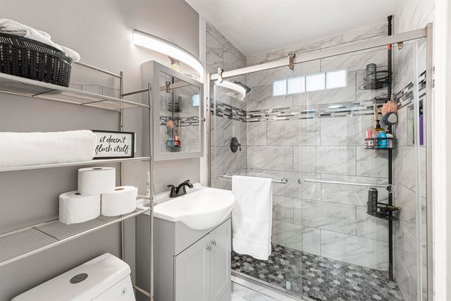 942 E BALDWIN Ave, Spokane, WA 99207