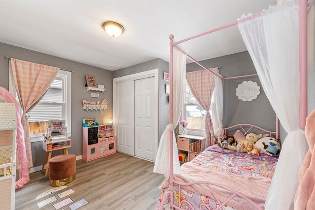 942 E BALDWIN Ave, Spokane, WA 99207