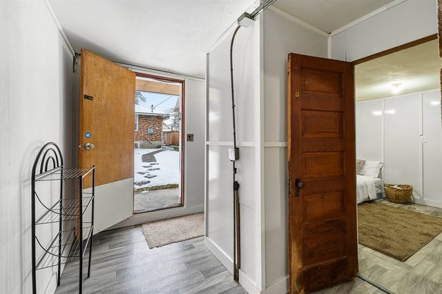 942 E BALDWIN Ave, Spokane, WA 99207