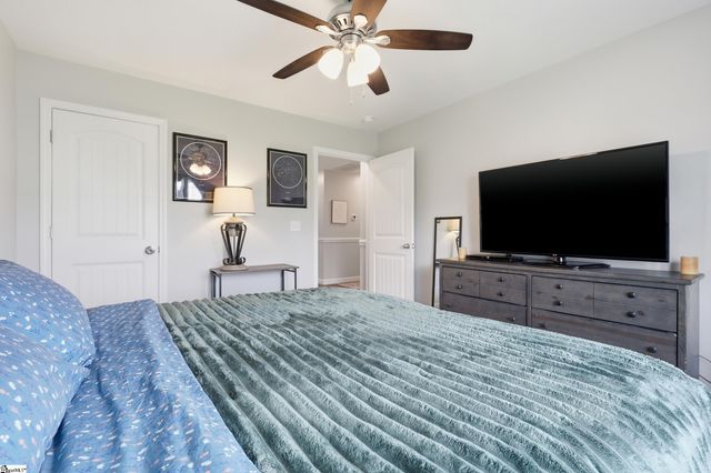 246 R C Thompson Road, Chesnee, SC 29323