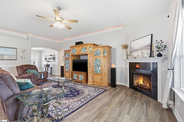 246 R C Thompson Road, Chesnee, SC 29323