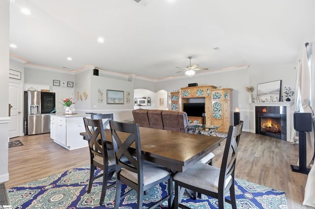 246 R C Thompson Road, Chesnee, SC 29323