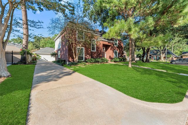 12502 Pavilion Court, Tomball, TX 77377