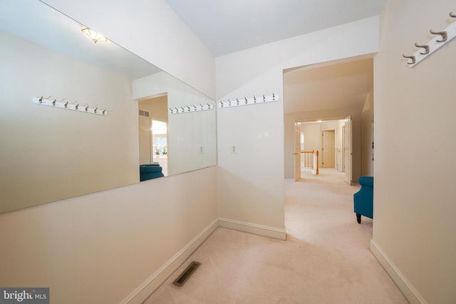 824 WAVERLY RD, Kennett Square, PA 19348