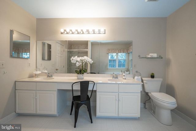 824 WAVERLY RD, Kennett Square, PA 19348