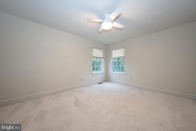 824 WAVERLY RD, Kennett Square, PA 19348