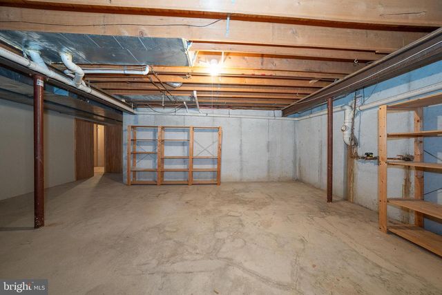 824 WAVERLY RD, Kennett Square, PA 19348