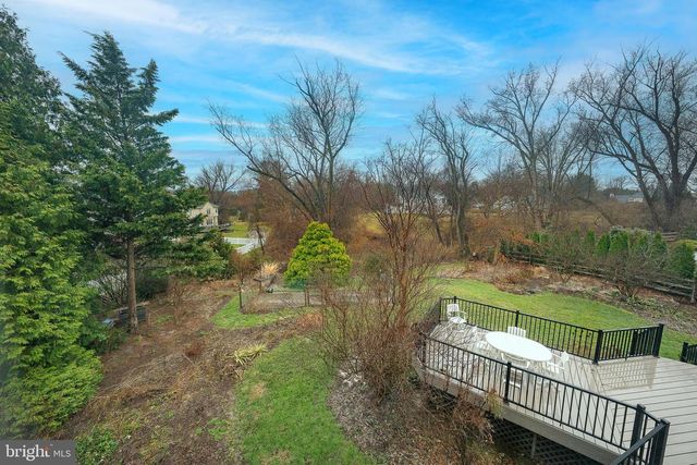 824 WAVERLY RD, Kennett Square, PA 19348