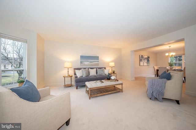 824 WAVERLY RD, Kennett Square, PA 19348
