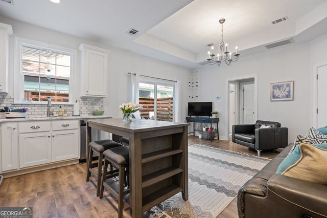 423 Palmetto Street, St. Simons, GA 31522