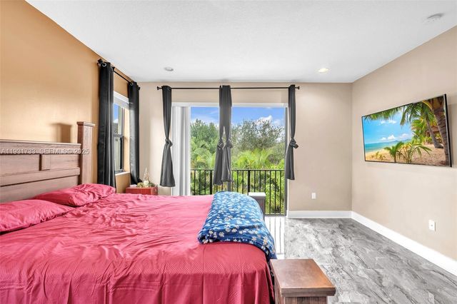 9712 W 34th Ln 0, Hialeah, FL 33018