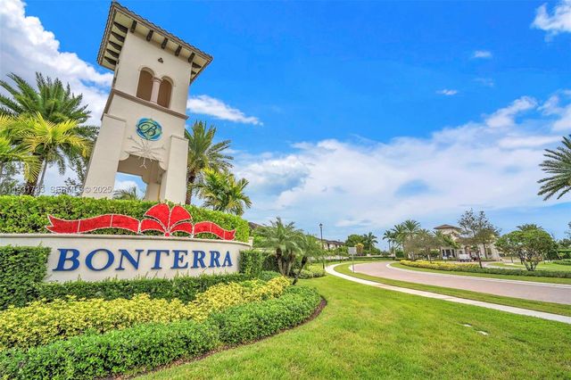 9712 W 34th Ln 0, Hialeah, FL 33018