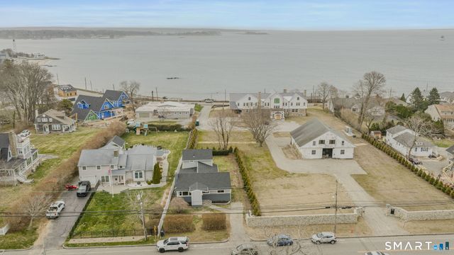1092 Ocean Avenue, New London, CT 06320