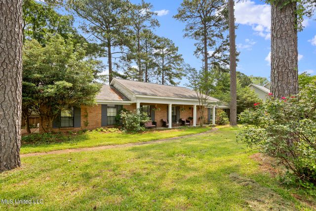 316 Fox Hollow, Canton, MS 39046