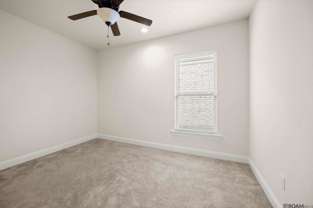 10025 Ole Millstead Ct, Baton Rouge, LA 70816