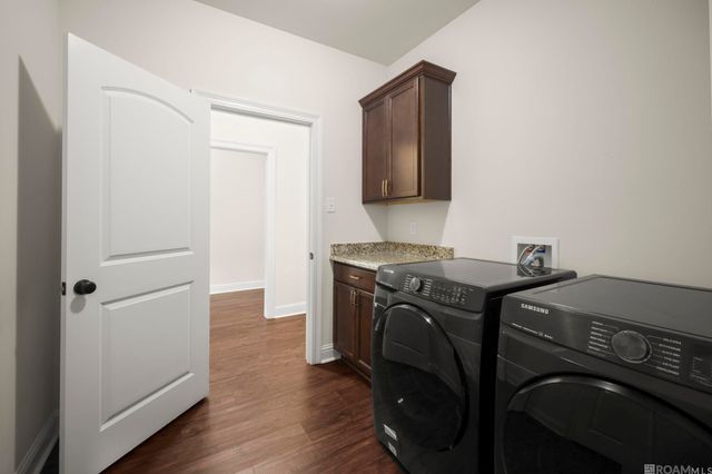 10025 Ole Millstead Ct, Baton Rouge, LA 70816