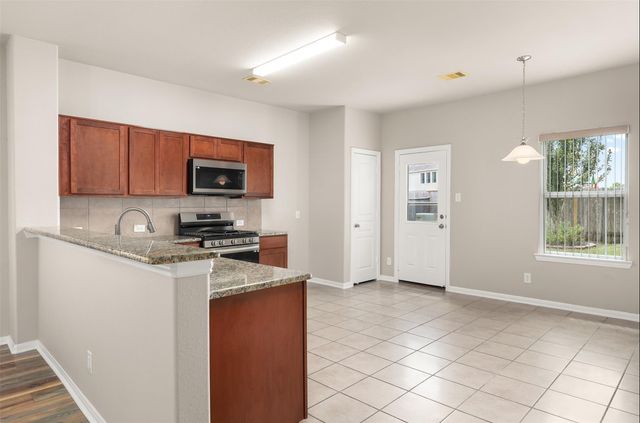 8109 Quartz Lane, Texas City, TX 77591