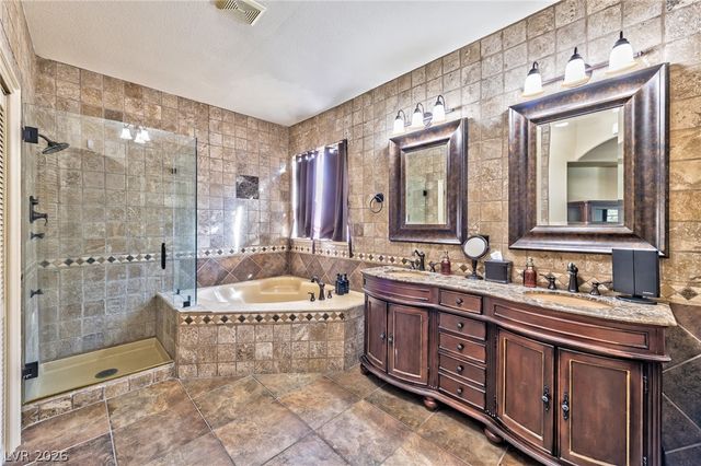 8971 Rolling Rock Drive, Las Vegas, NV 89123