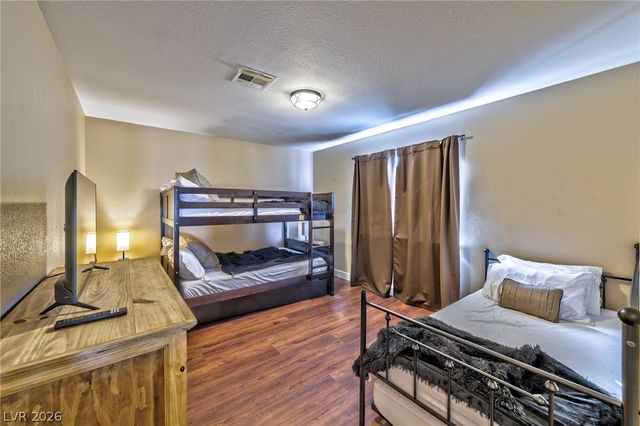 8971 Rolling Rock Drive, Las Vegas, NV 89123