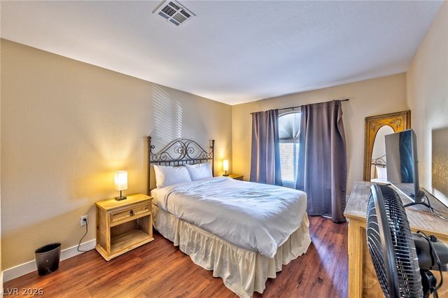 8971 Rolling Rock Drive, Las Vegas, NV 89123