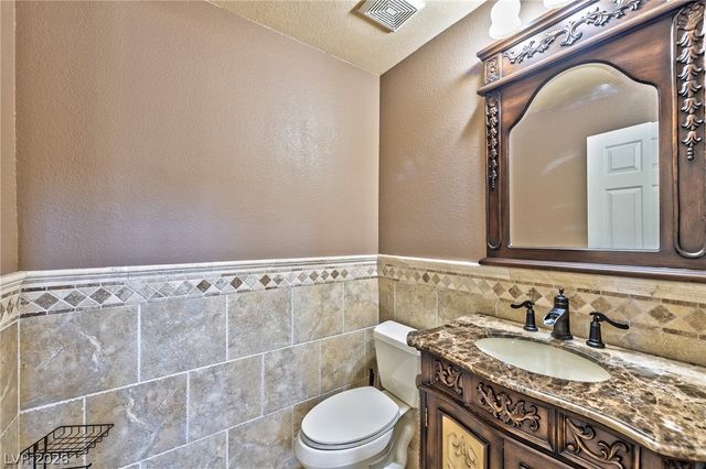 8971 Rolling Rock Drive, Las Vegas, NV 89123