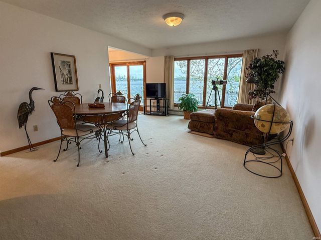 1622 Bessmore Park Road, Rochester, IN 46975