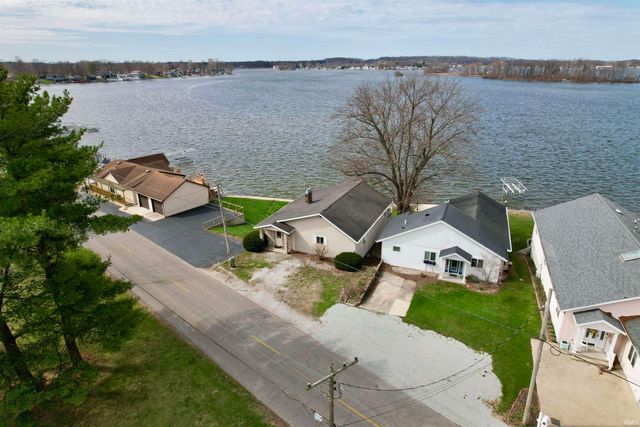 1622 Bessmore Park Road, Rochester, IN 46975