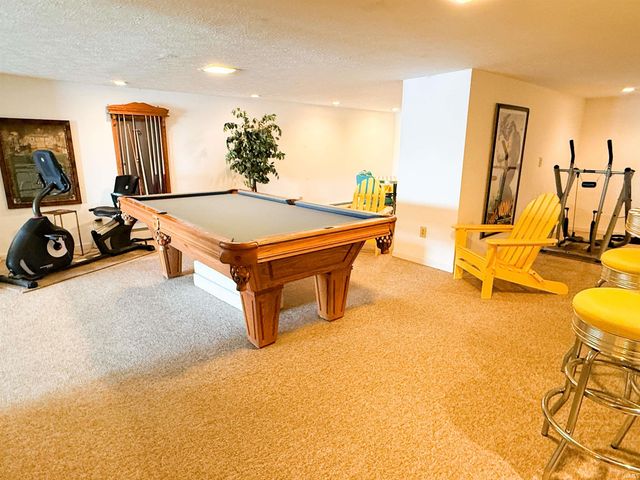 1622 Bessmore Park Road, Rochester, IN 46975
