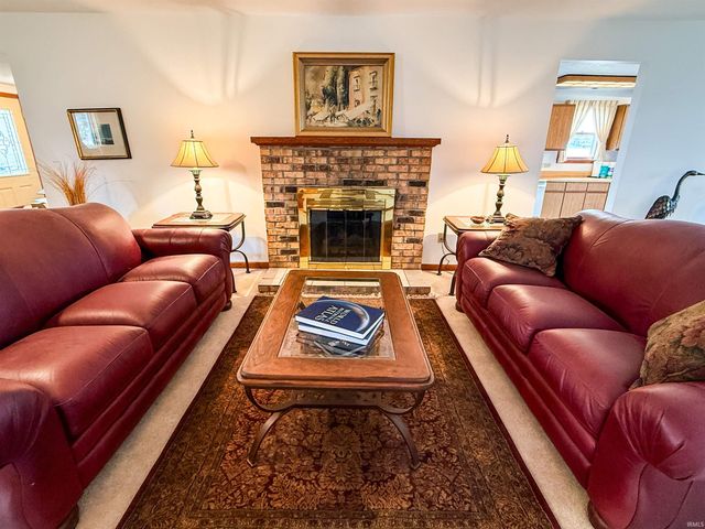 1622 Bessmore Park Road, Rochester, IN 46975