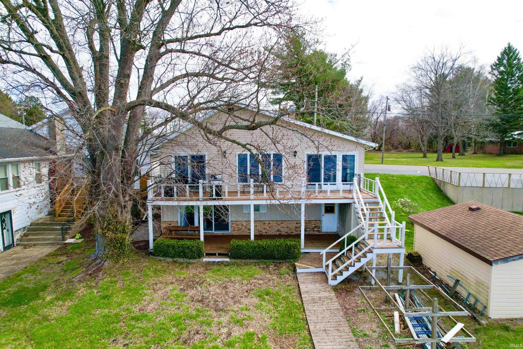 1622 Bessmore Park Road, Rochester, IN 46975