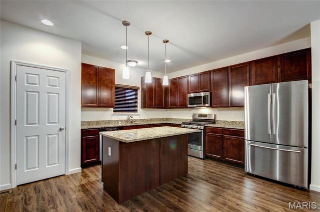 9768 Wilderness Battle Circle, St Louis, MO 63123