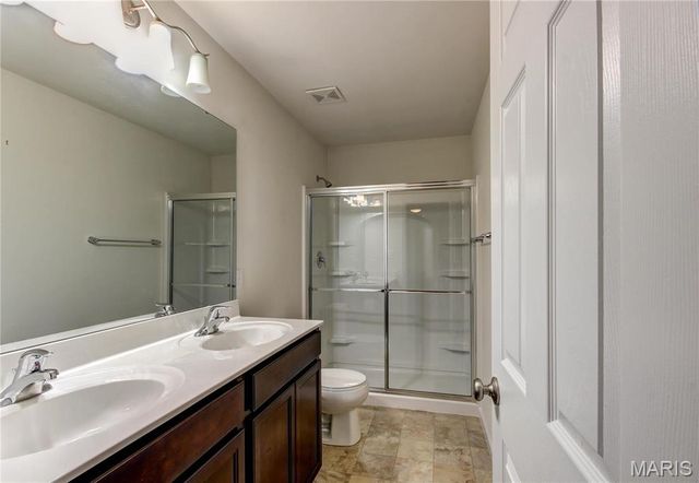 9768 Wilderness Battle Circle, St Louis, MO 63123