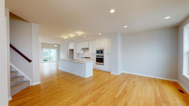 2877 Rayfield Avenue, Ann Arbor, MI 48105