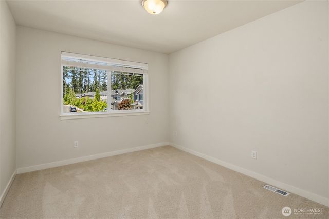 5402 165th Place SW, Lynnwood, WA 98037