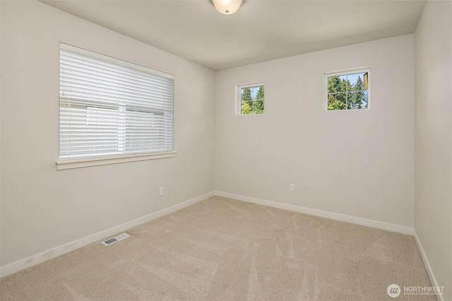 5402 165th Place SW, Lynnwood, WA 98037